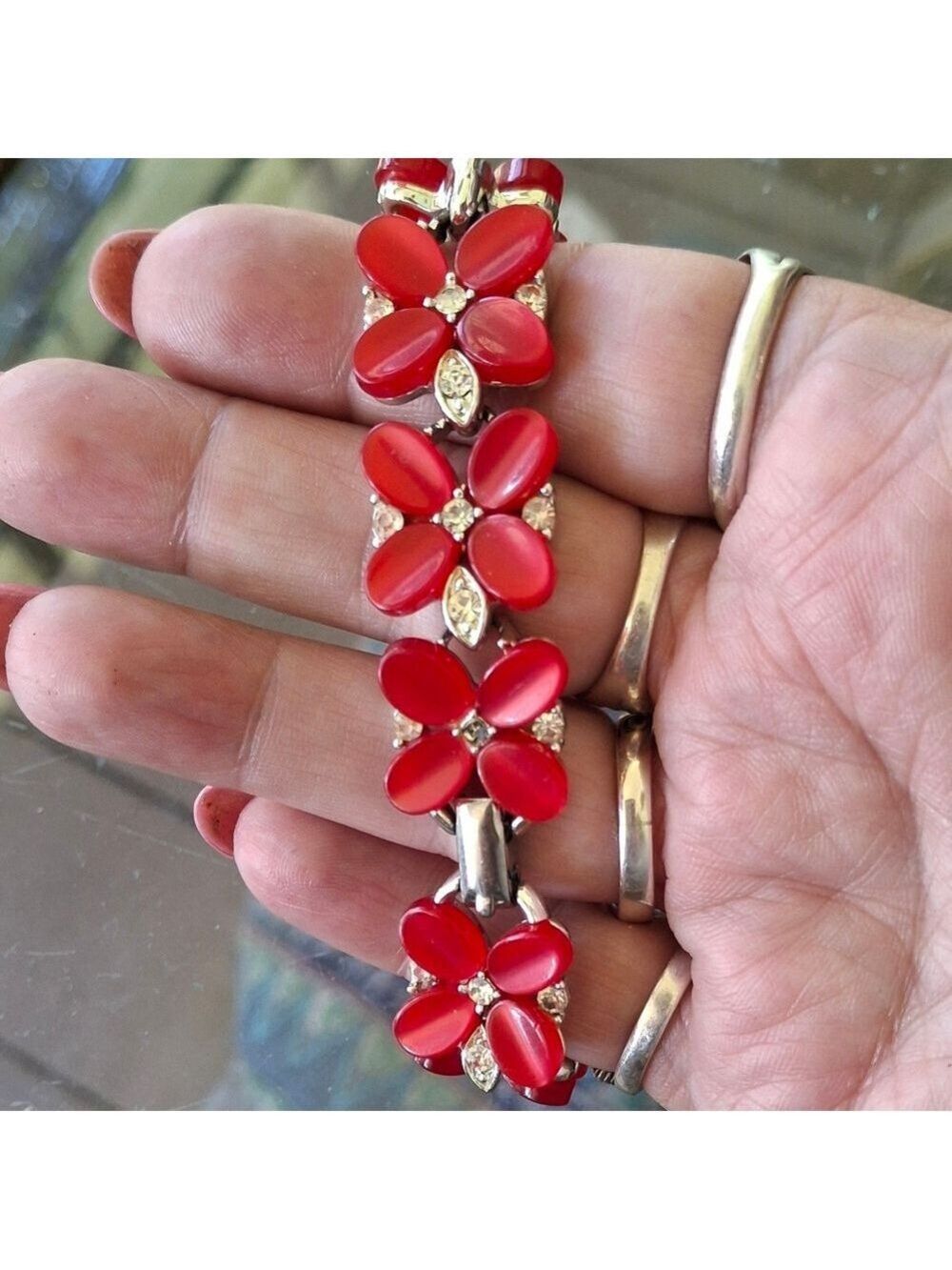Lisner Jewelry Vintage Vibrant Red Floral Bracelet with Gold Accents